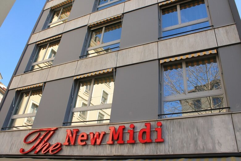 Hotel The New Midi