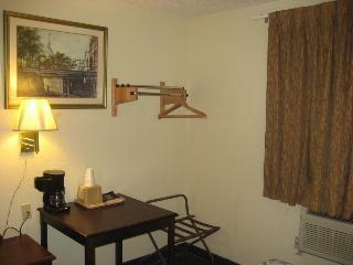 Hotel Econo Lodge