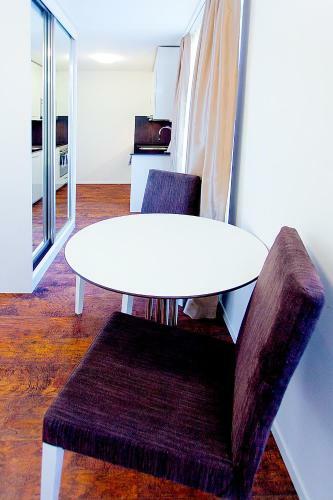 Suite Apartments By Livingdowntown