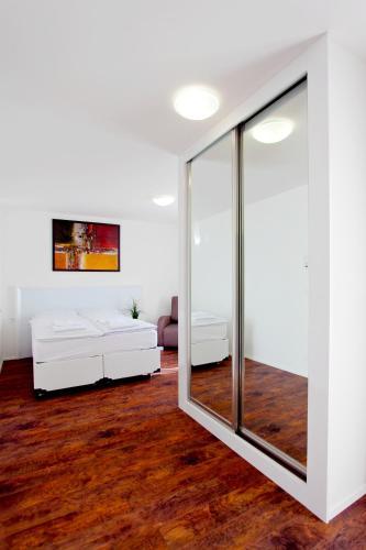 Suite Apartments By Livingdowntown