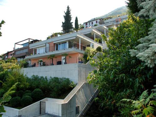 Apartment Residenza Coris Vira
