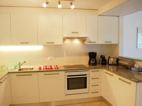 Apartment Residenza Coris Vira
