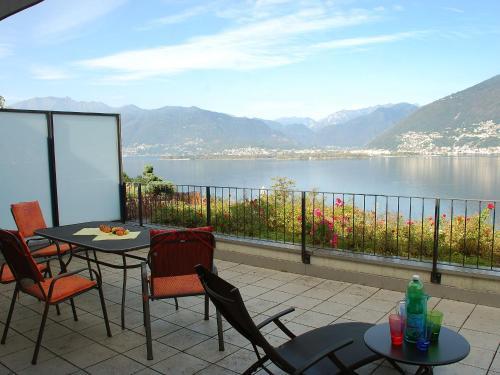 Apartment Residenza Coris Vira