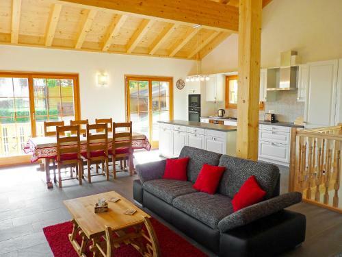 Holiday Home Helene Mayens De Chamoson