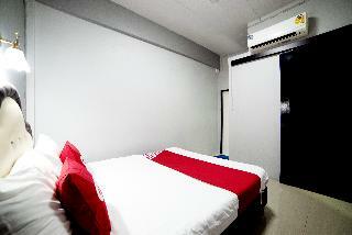 Hotel Oyo 465 Krung Kao Traveller Lodge