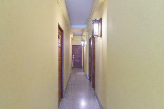 Banthat Thong Hostel