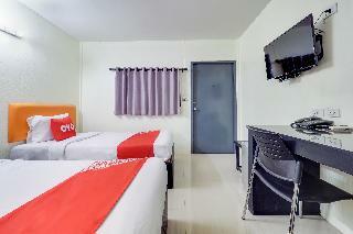 Hotel Oyo 787 Ngeeb Bed & Breakfast