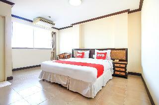 Oyo 383 White Inn Hotel