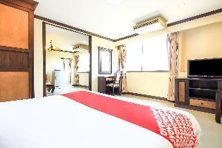 Oyo 383 White Inn Hotel