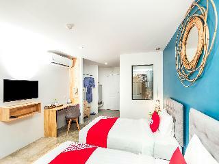 Oyo 422 Jane? Homestay? And? Resort?