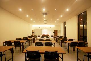 Hotel Tri-shawa Resort