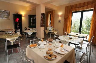 Hotel Casale Romano