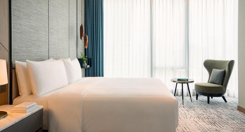 Kimpton Maa-lai Hotel Bangkok