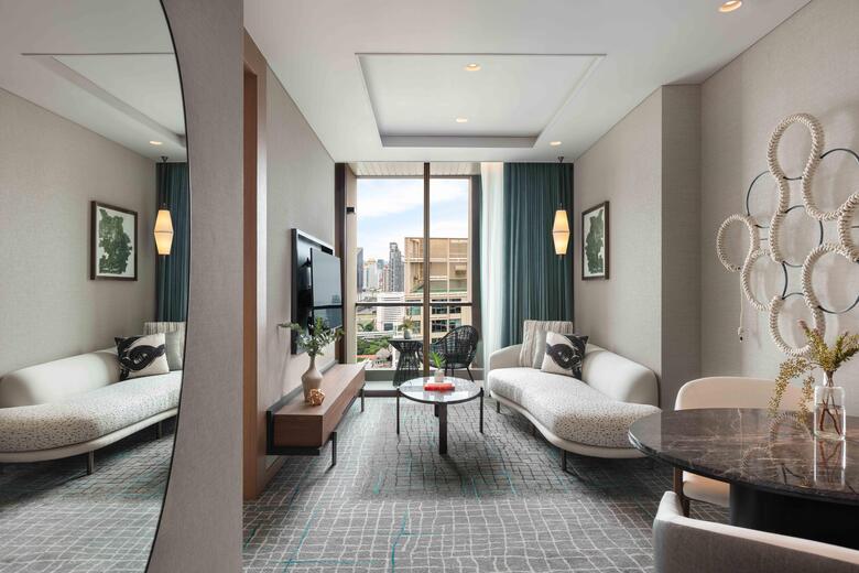 Kimpton Maa-lai Hotel Bangkok