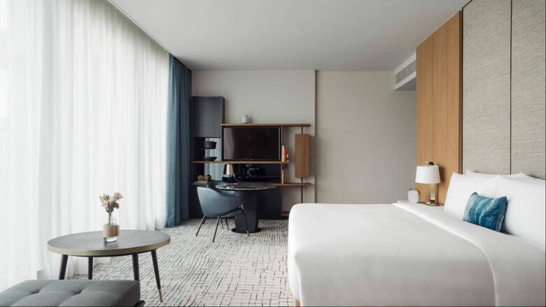 Kimpton Maa-lai Hotel Bangkok