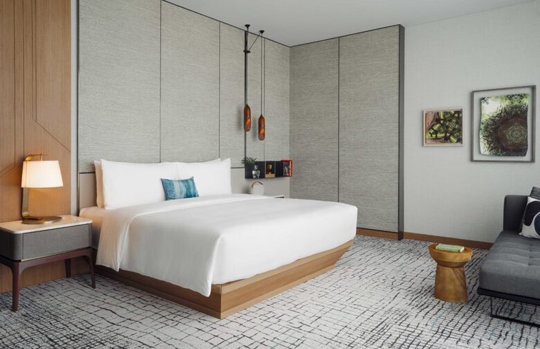 Kimpton Maa-lai Hotel Bangkok