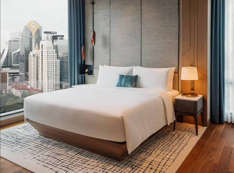 Kimpton Maa-lai Hotel Bangkok