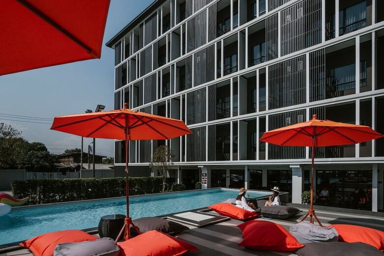 The Iconic Don Mueang  By Andacura Hotel