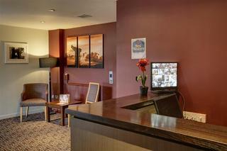 Hotel The Titan