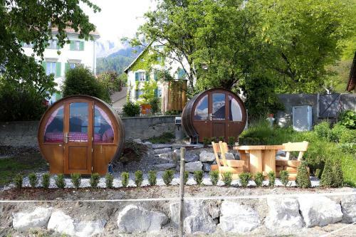 Bed & Breakfast Schlaf-fass Jenins