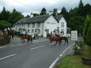 Bridge Of Cally Hotel