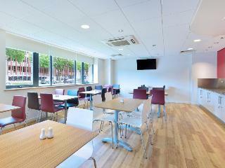 Hotel Travelodge Swindon Central