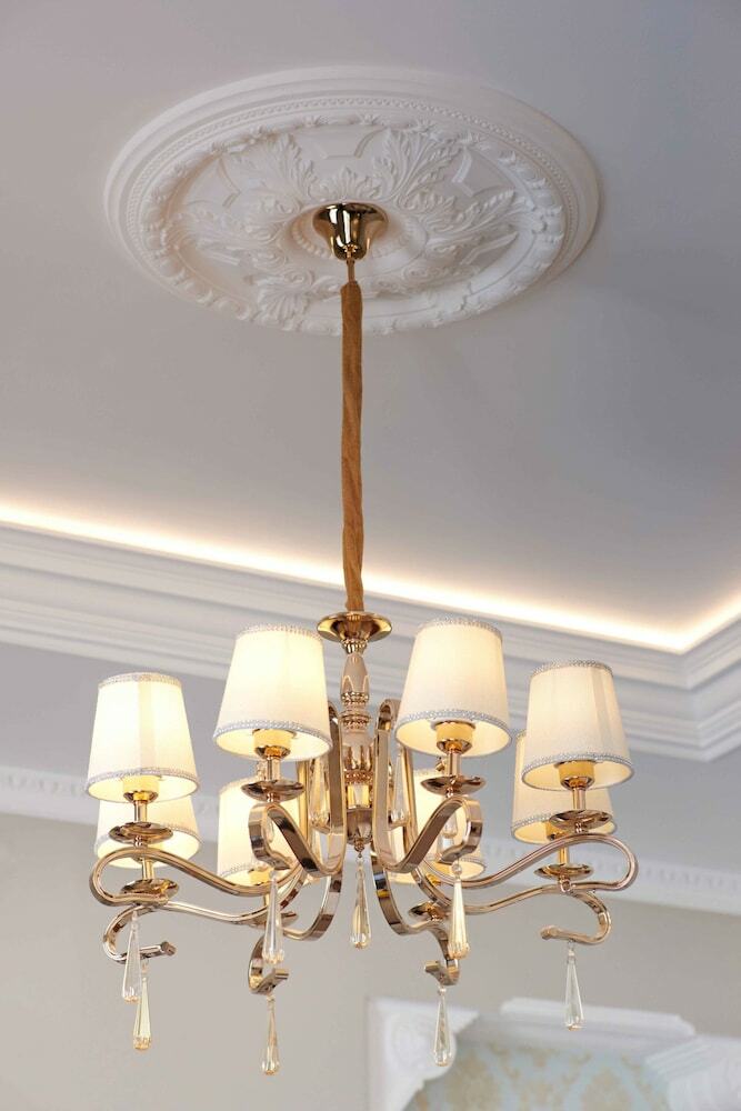 Lansbury Heritage Hotel