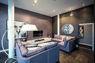 Epic Aparthotel On Seel Street
