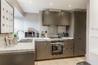 Hotel No.1 Apartments - George IV Bridge