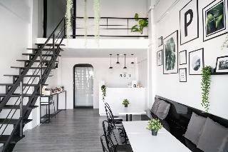 Hotel Posh 41