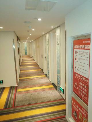 Hotel 7 Days Inna Guiyang North Railway Station