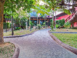 Hotel Capital O 727 Be One Resort