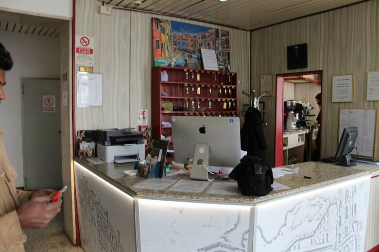 Colombo Hotel & Hostel For Backpackers
