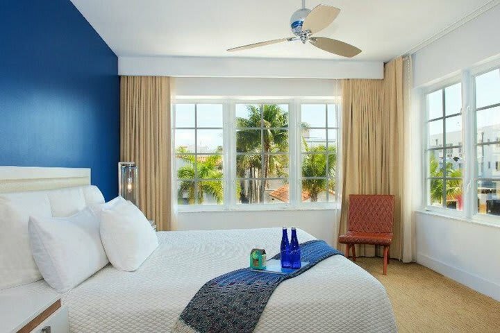 Blue Moon Hotel, Autograph Collection
