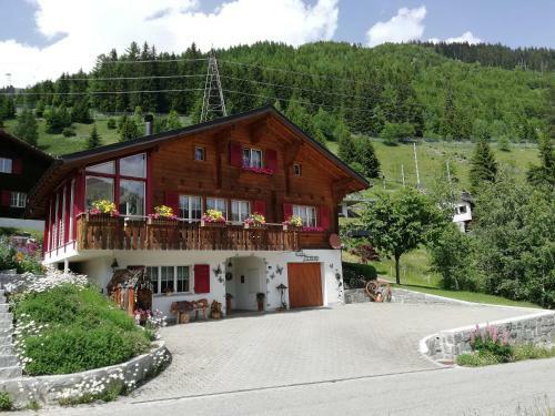 Apartamento Ferienwohnung Casa Ursina