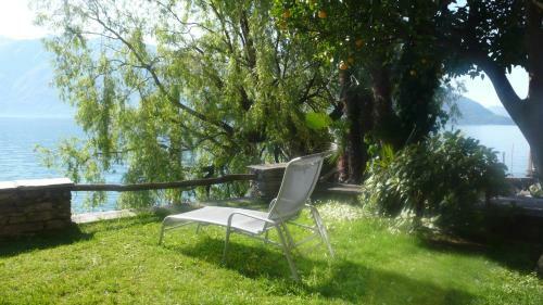 Hotel Ristorante Posta Al Lago