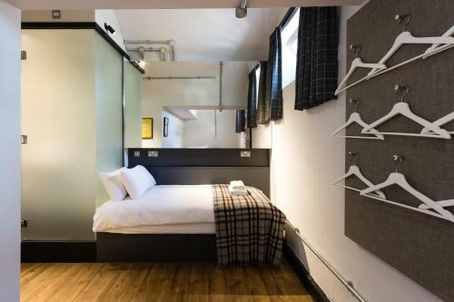 Code Pod Hostel - The Court