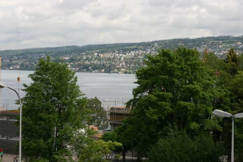 Hotel Gl�rnisch Hof