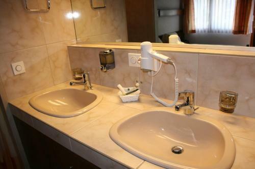Hotel Gl�rnisch Hof