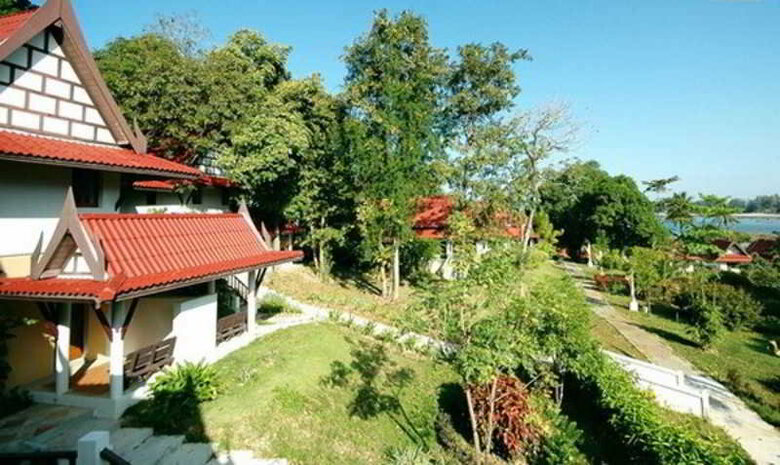Hotel Holiday Villa