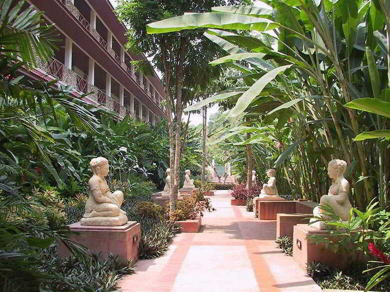 River Kwai Village Hotel (Jungle Resort)