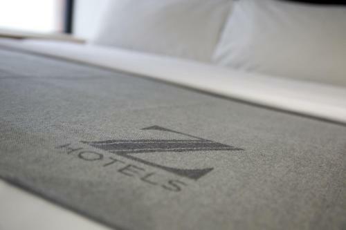 The Z Hotel City