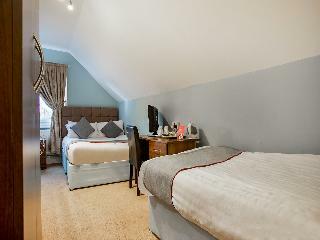 Oyo The Lemonfield Hotel
