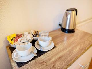 Oyo Eastbank Hotel