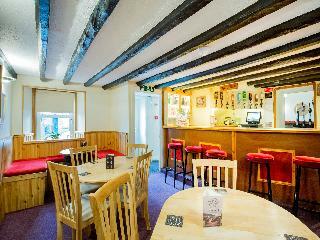 Oyo Eastbank Hotel