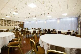 Oyo Douglas Hotel