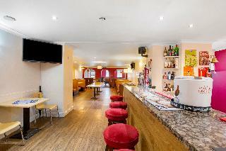 Oyo Douglas Hotel