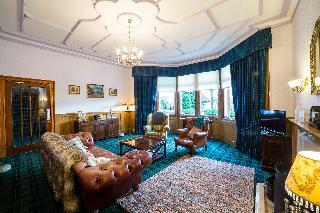 Oyo Douglas Hotel