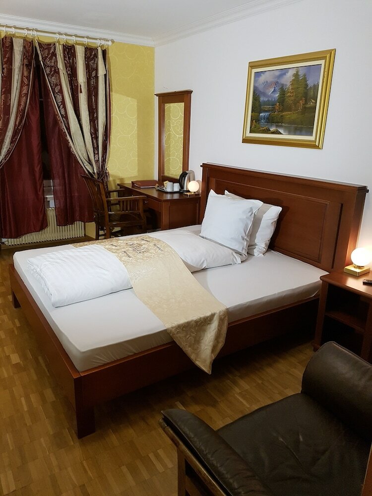 Esos Hotel Quelle