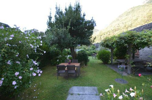 Hostal Hotel Garni Maggia